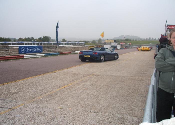 thruxton17