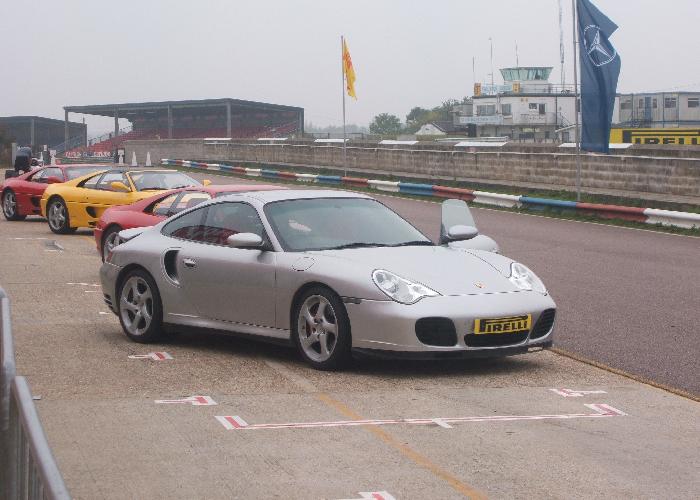thruxton26